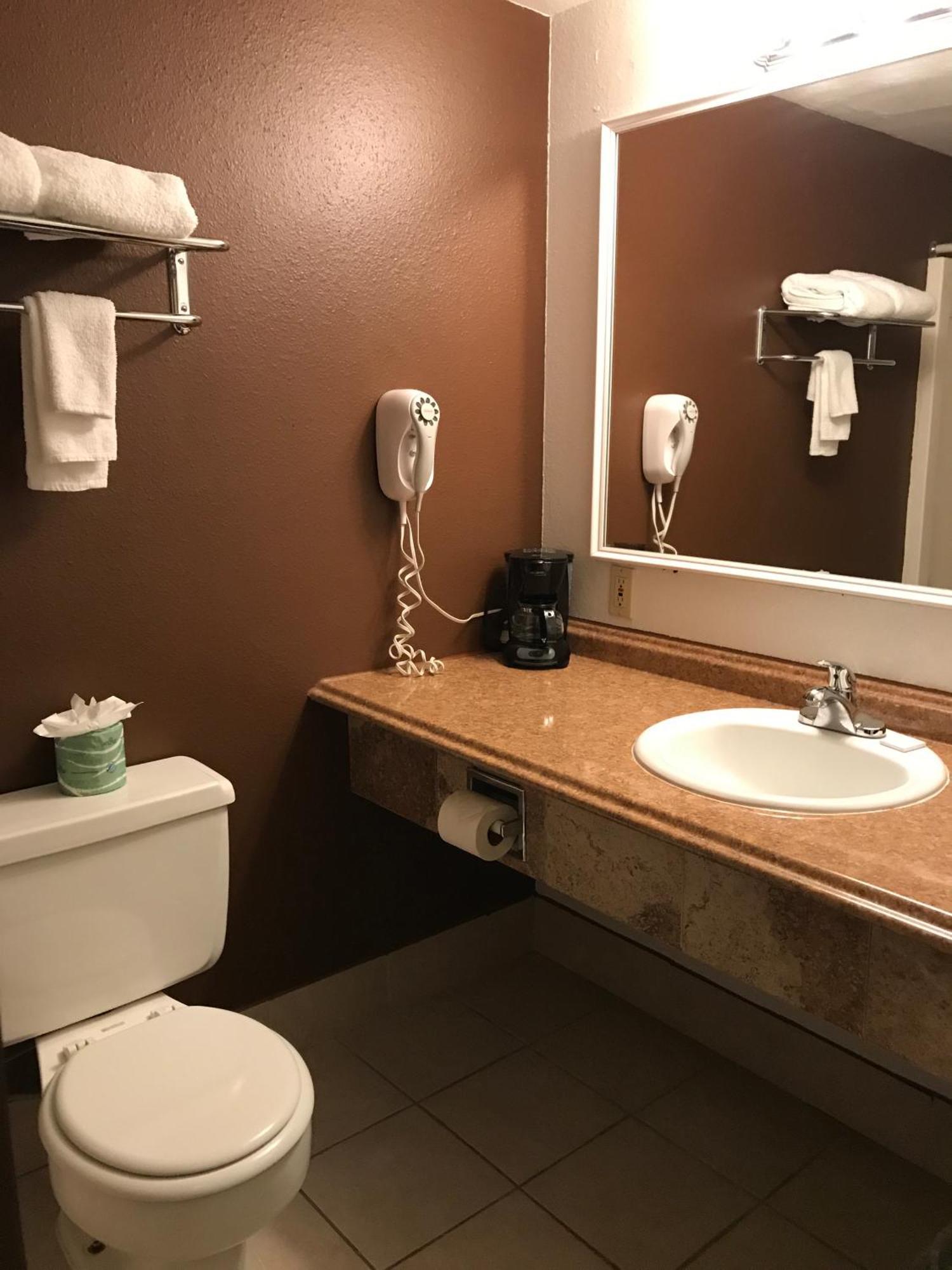 Fairbridge Inn & Suites - Lewiston Rum bild